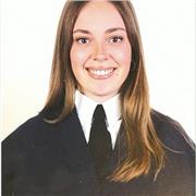 Estudiante del Grado de Educación Primaria, con 2 años de experiencia. Residente en sevilla.